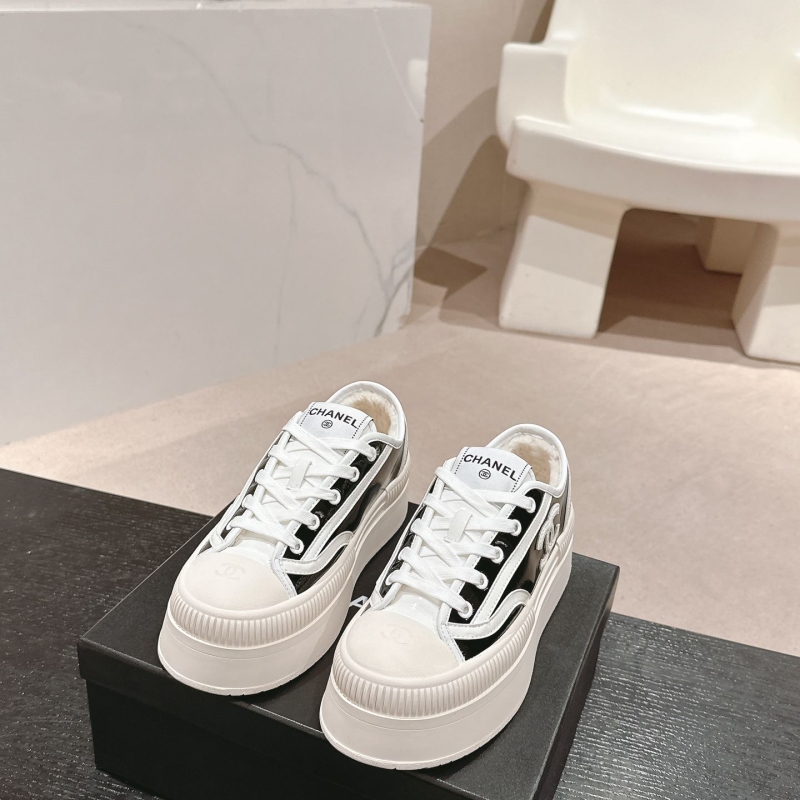 Ch**el sport shoes